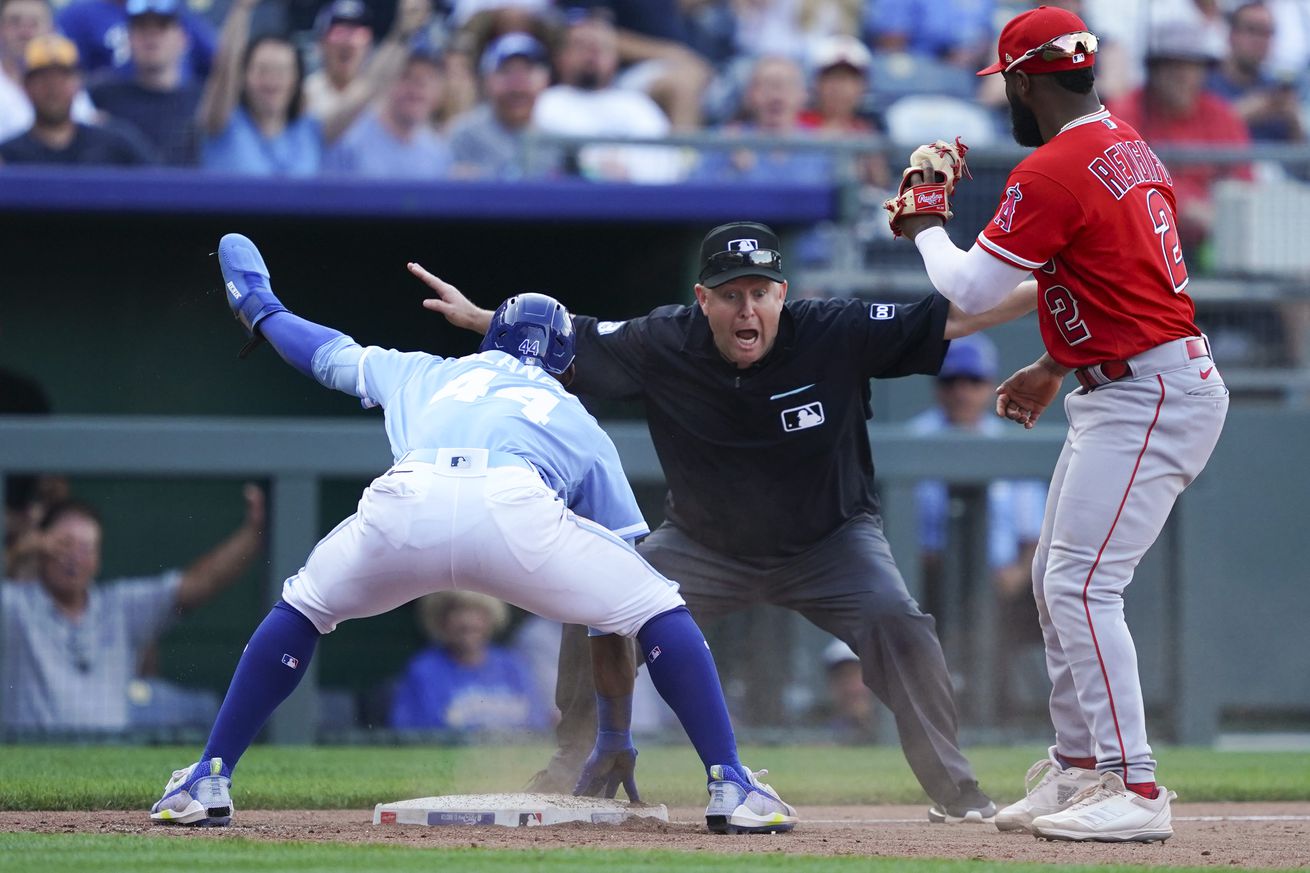 Los Angeles Angels v Kansas City Royals