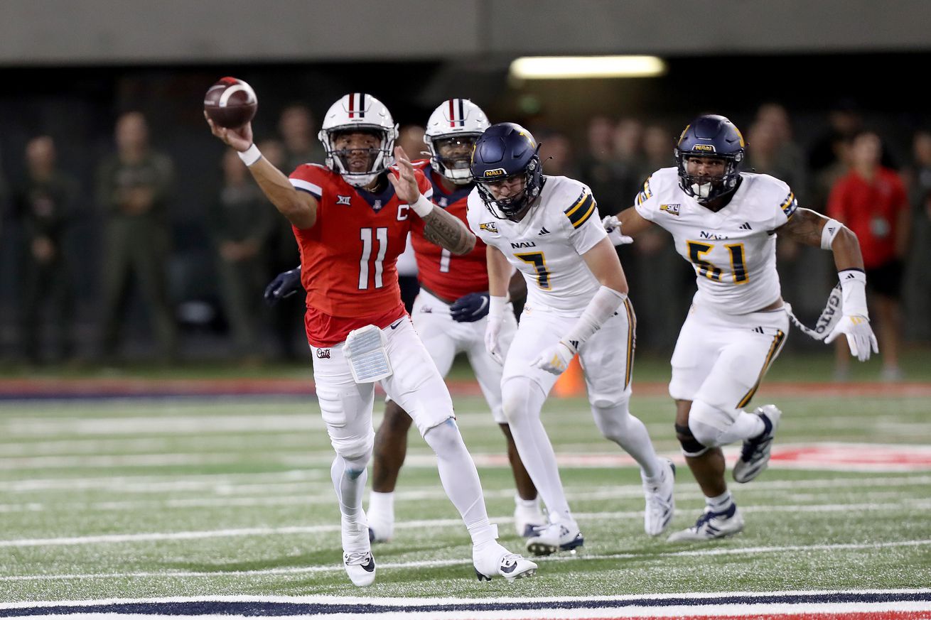 TUCSON, AZ - SEPTEMBER 07: Arizona Wildcats quarterback Noah Fifita #11, during the second half of a football game between the Northern Arizona Lumberjacks and the University of Arizona Wildcats. September 7, 2024 at Arizona Stadium in Tucson, AZ.