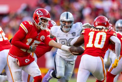 NFL: NOV 29 Raiders at Chiefs