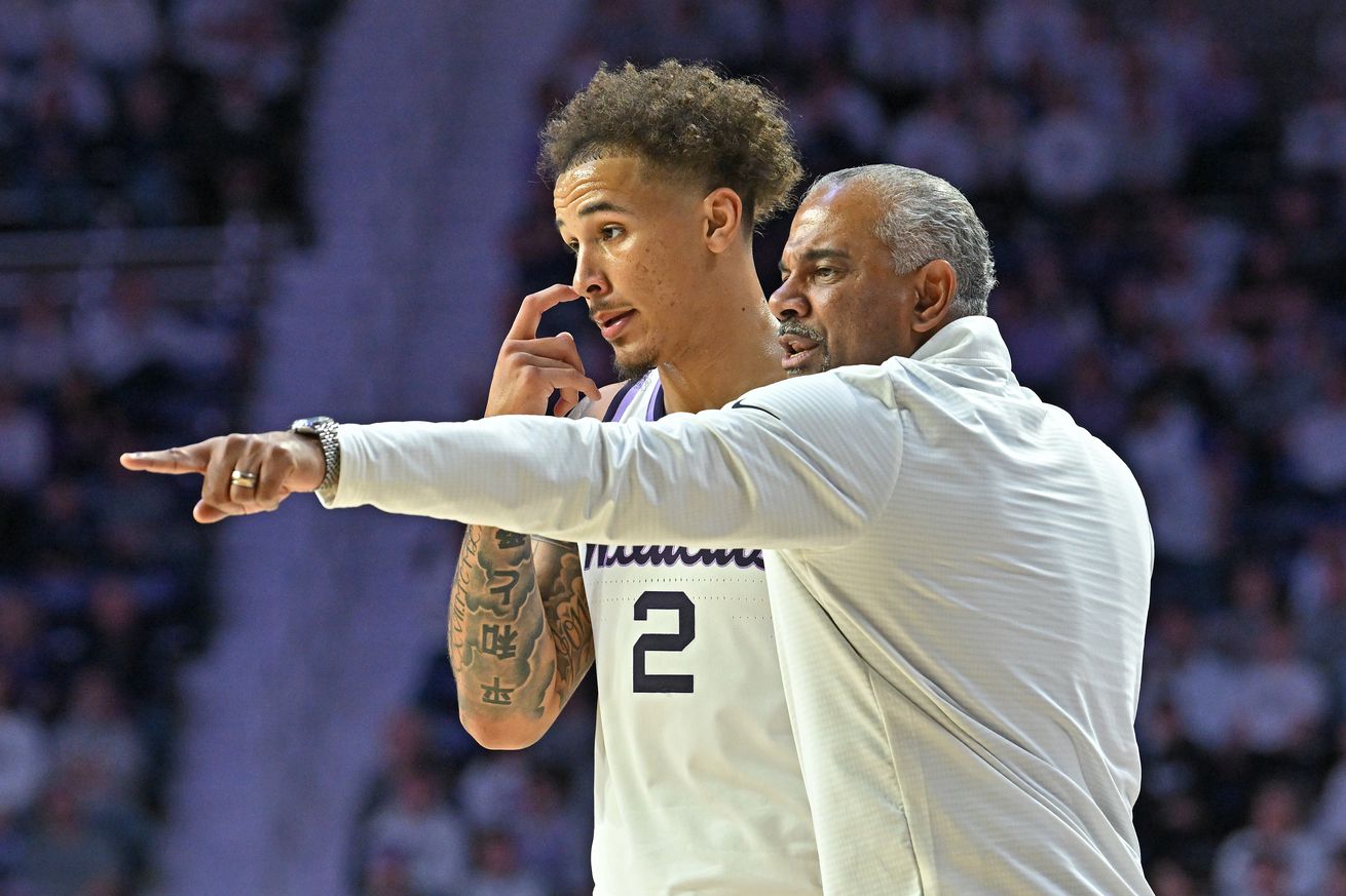 Head coach Jerome Tang of the Kansas State Wildcats instructs Max Jones #2 in the second half of a game against the Houston Cougars at Bramlage Coliseum on January 11, 2025 in Manhattan, Kansas.